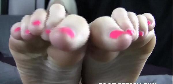  My stinky feet need a good tongue cleaning